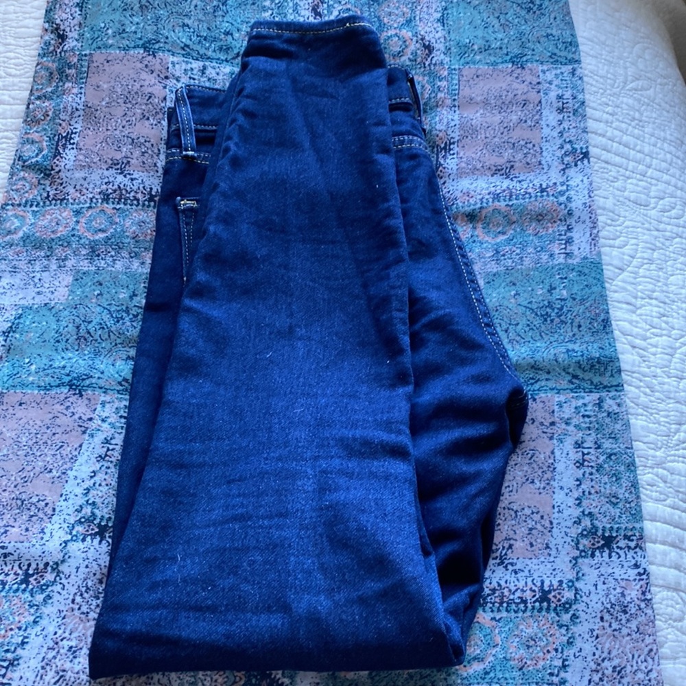 Jeans - Picture 3 of 4